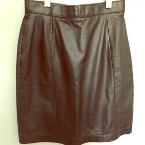 Genuine leather mini skirt